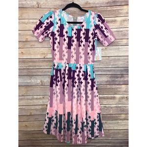 LuLaRoe Amelia